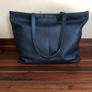 Leatherology Tote w/Diaper bag/organizer insert